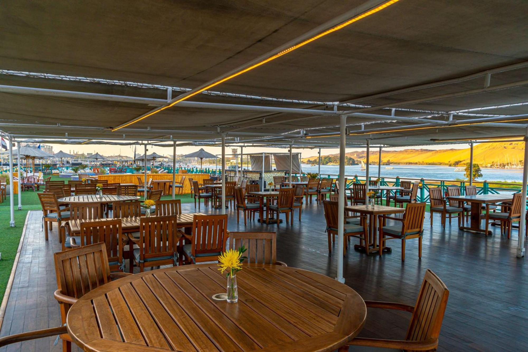 Sonesta Moon Goddess Cruise - From Aswan To Luxor - 03 & 07 Nights Every Friday Ξενοδοχείο Εξωτερικό φωτογραφία